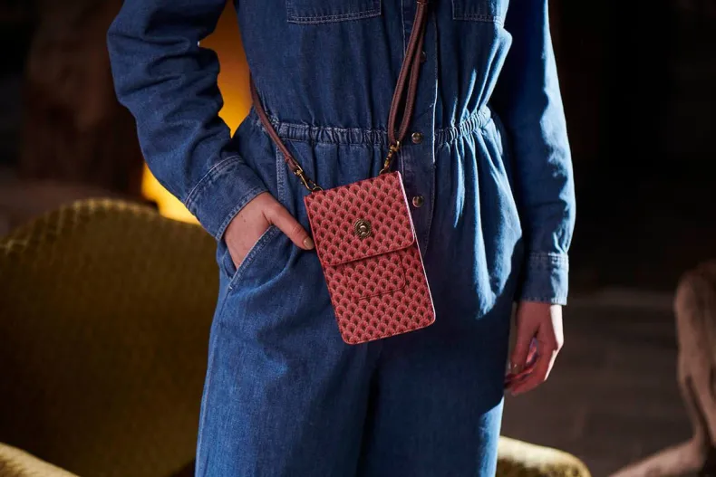 Telefoontas Suki Roze